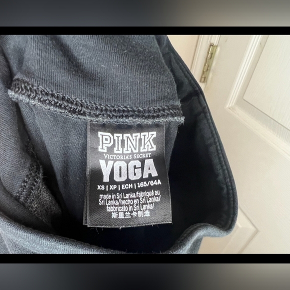 Victoria Secret PINK Leggings - Picture 3 of 3